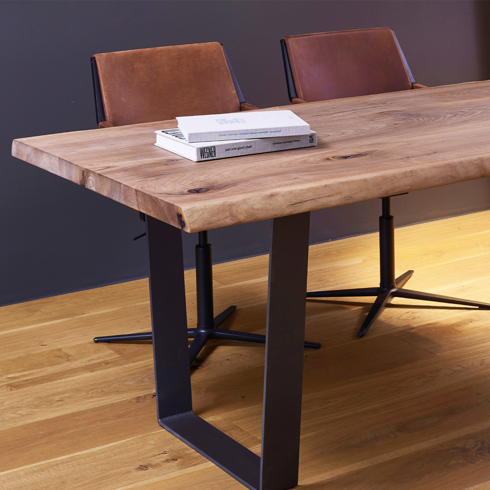 Ein Konferenztisch, der verbindet